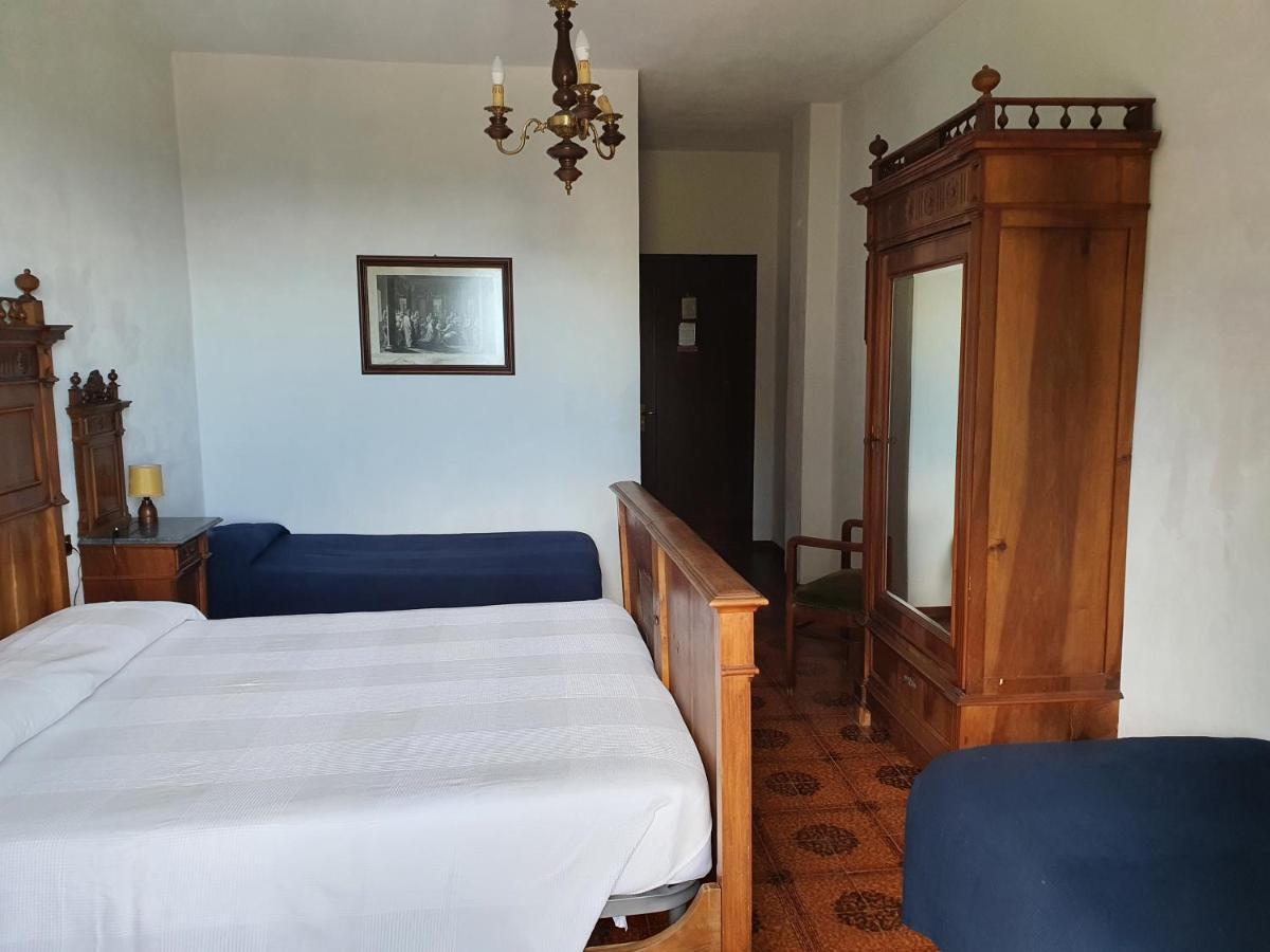 Hotel Madonna Di Luciago Armeno Екстериор снимка